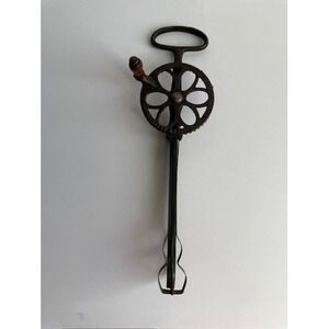 Antique 1903 Cast Iron Hand Crank Egg Beater Primitive Kitchen Tool Made in USA